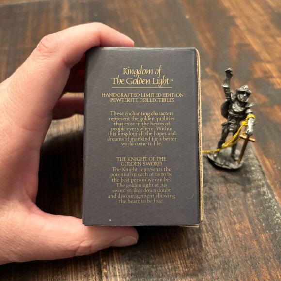 VTG 1989 Kingdom of The Golden Light Pewterite Knight of The Golden Sword ~ NIB - Picture 2 of 4